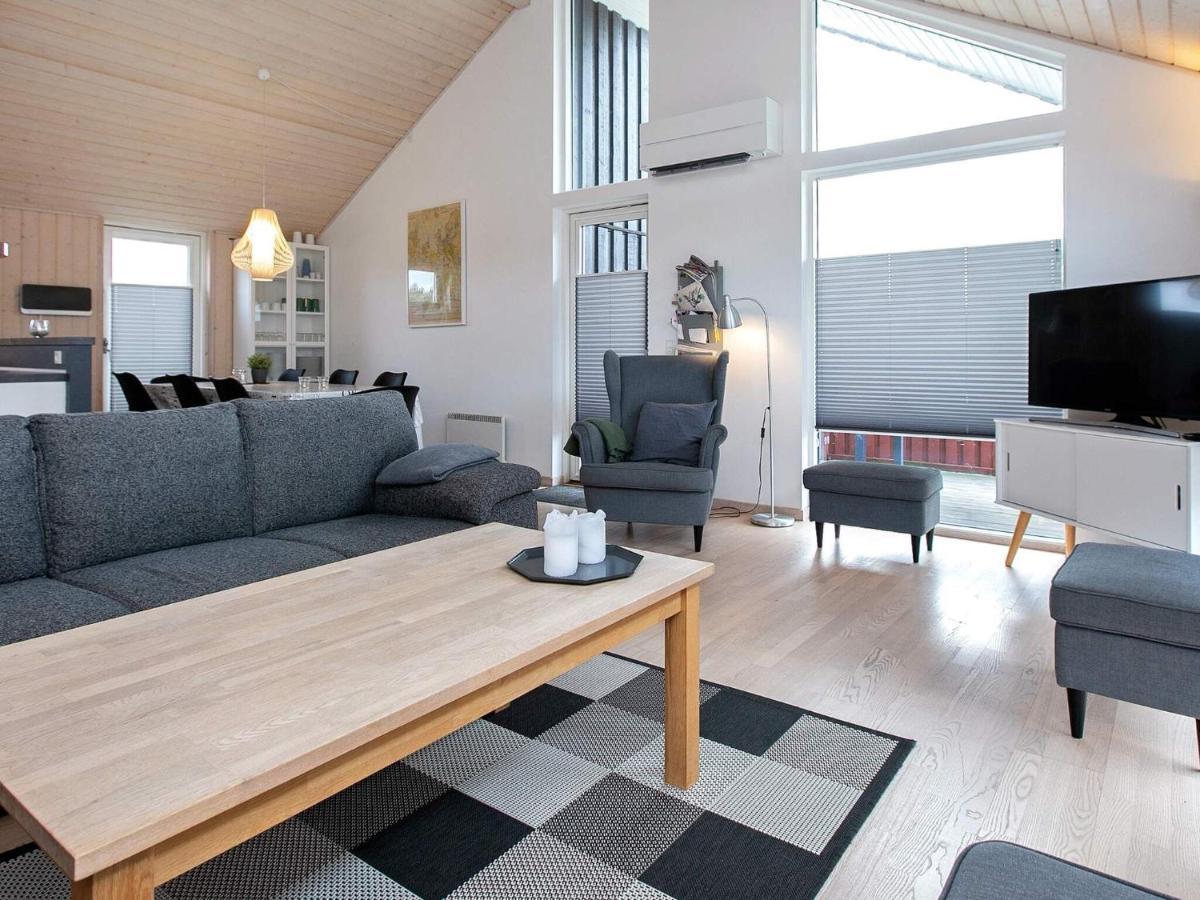 6 Person Holiday Home In V Ggerl Se Bøtø By Exterior foto